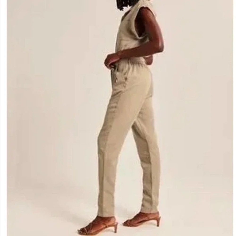 A&F Utility Pantsuit - Picture 3 of 5